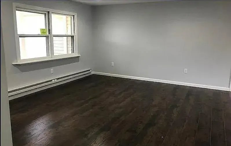 Building Photo - 135 Bayshore Dr