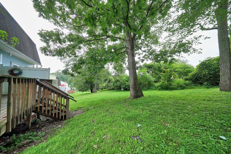 Building Photo - 146 Macarthur Dr