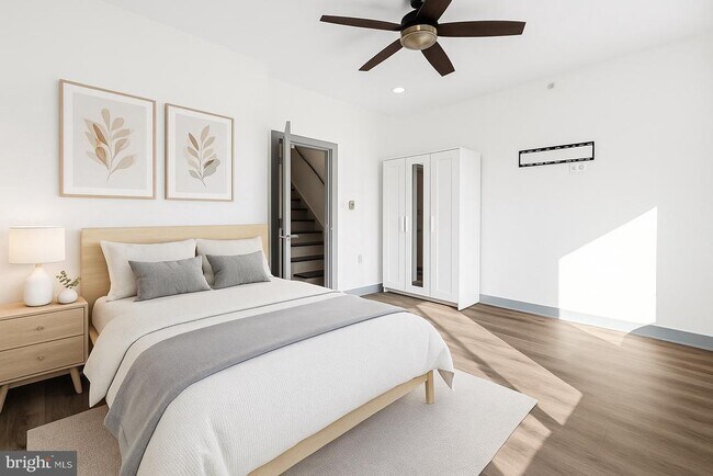 Building Photo - 419 W Berks St