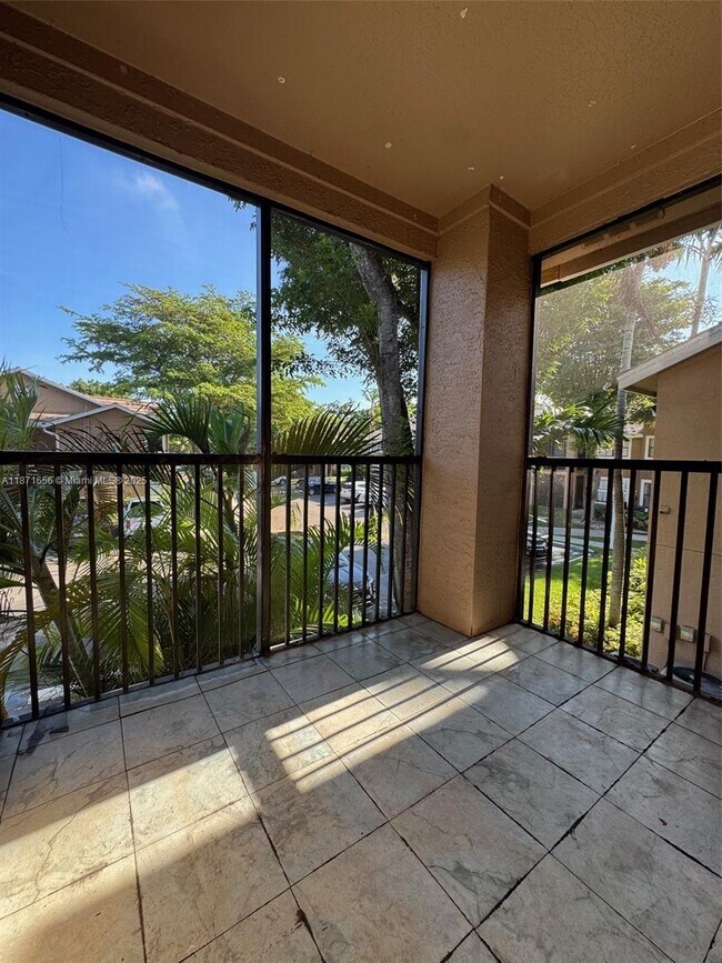 Building Photo - 15560 SW 106th Ln