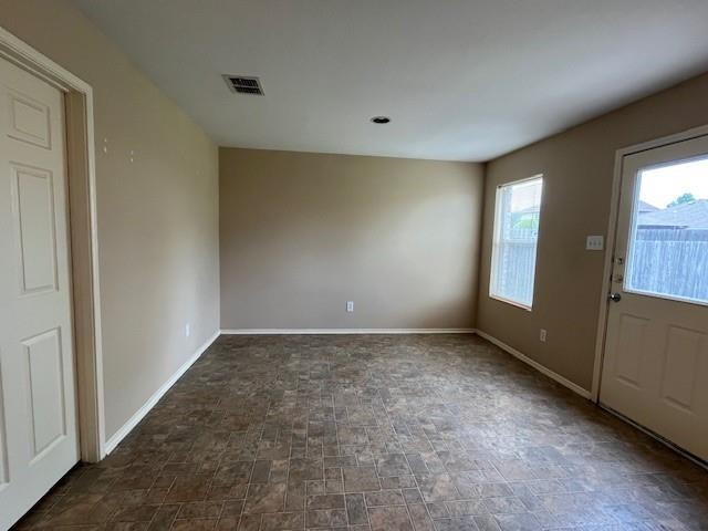 Building Photo - 1433 Waterford Dr