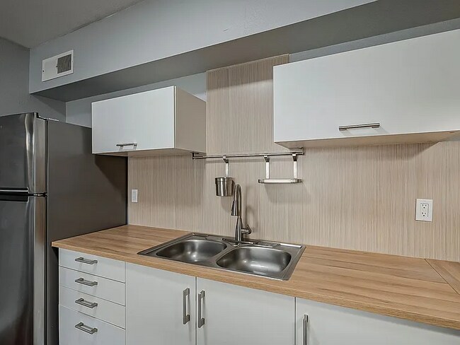 Building Photo - Forte