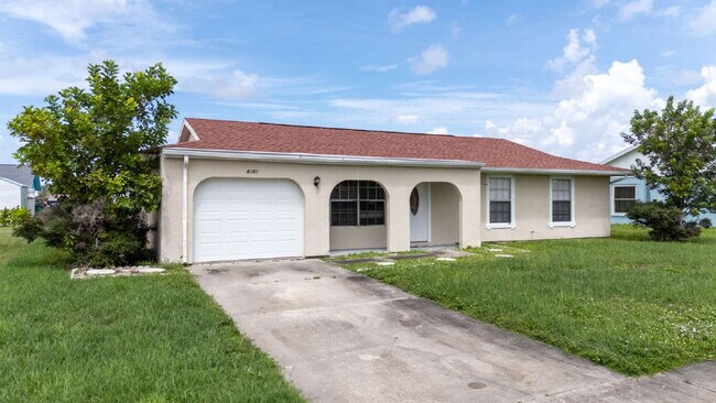 Building Photo - Available for immediate occupancy!
