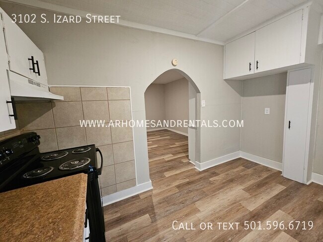 Building Photo - 3102 S Izard St