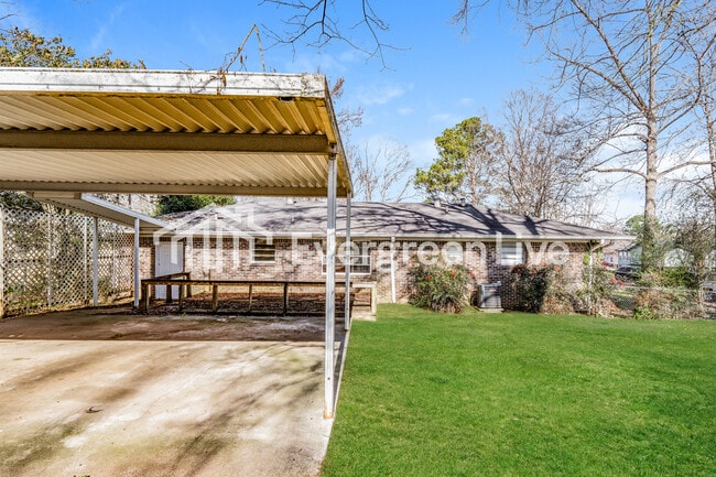 Building Photo - 3322 Bonds Ave