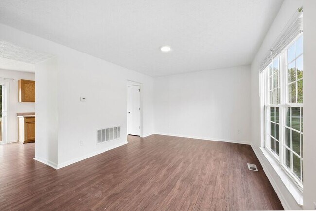 Building Photo - 8245 Crete Ln