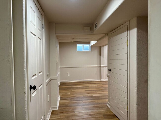 Building Photo - Updated Bountiful Home | 3 Beds, Finished ...