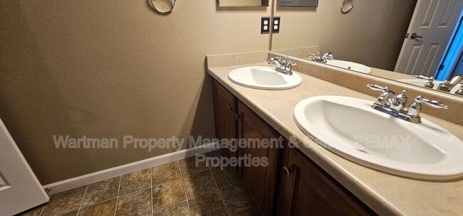 Building Photo - 7558 Soane Grove