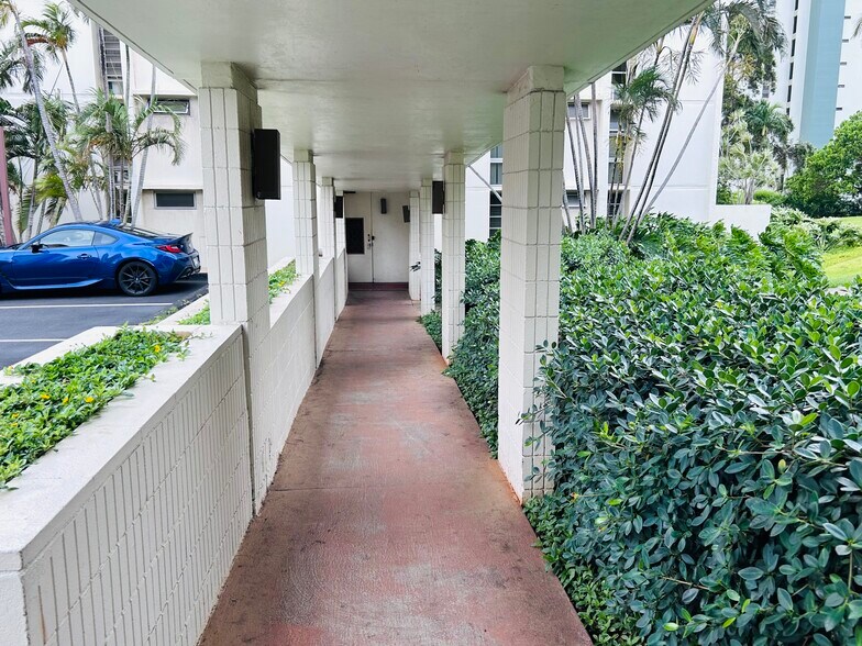 Building Photo - 98-410 Koauka Loop