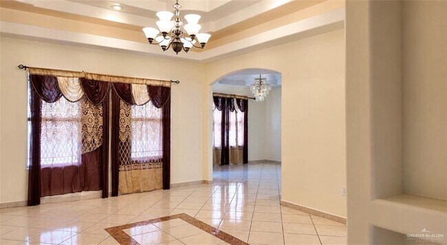 Building Photo - 3702 Marla Dr