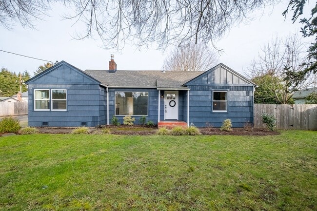 Primary Photo - Charming 3-Bed 2 Bath Home with Spectacula...