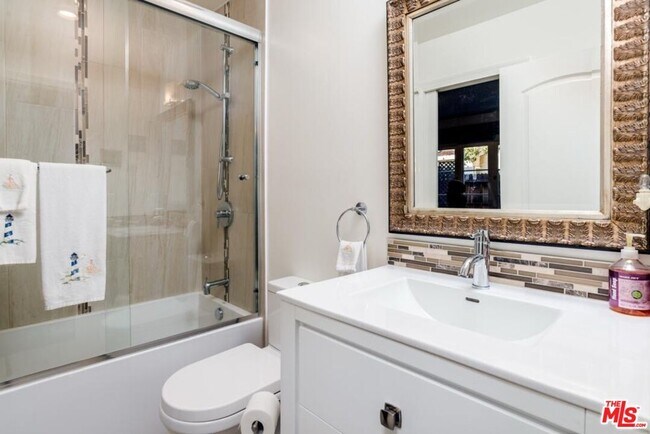 Building Photo - 6335 Warner Dr