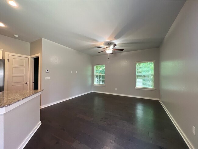 Building Photo - 2415 SW Arbor Rd