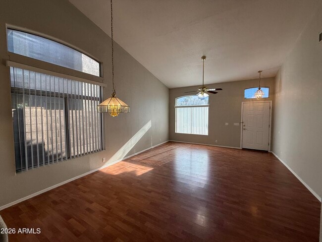 Building Photo - 1253 N Spire Ct