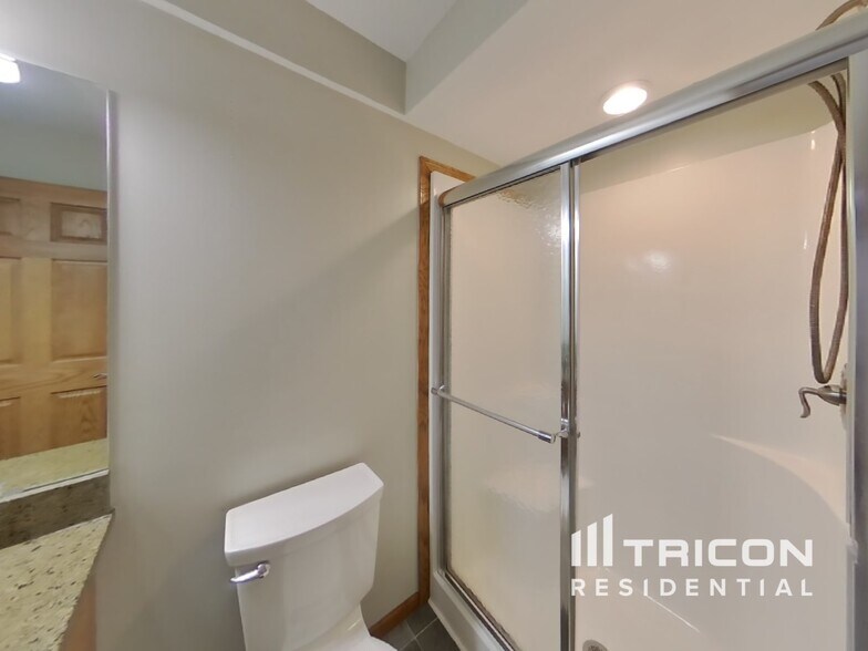 Building Photo - 20944 Hydra Ct
