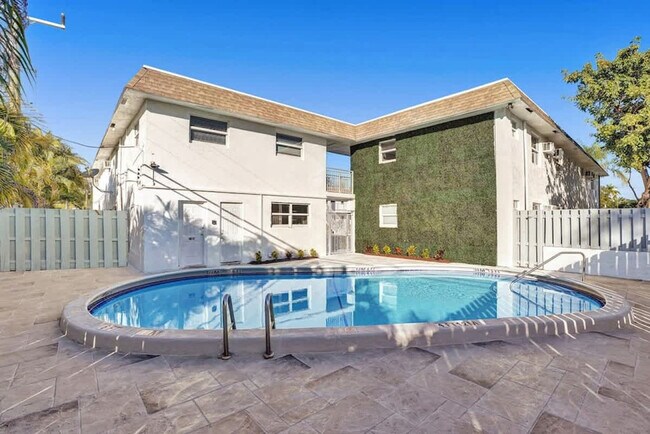 Building Photo - 50 Davie Blvd