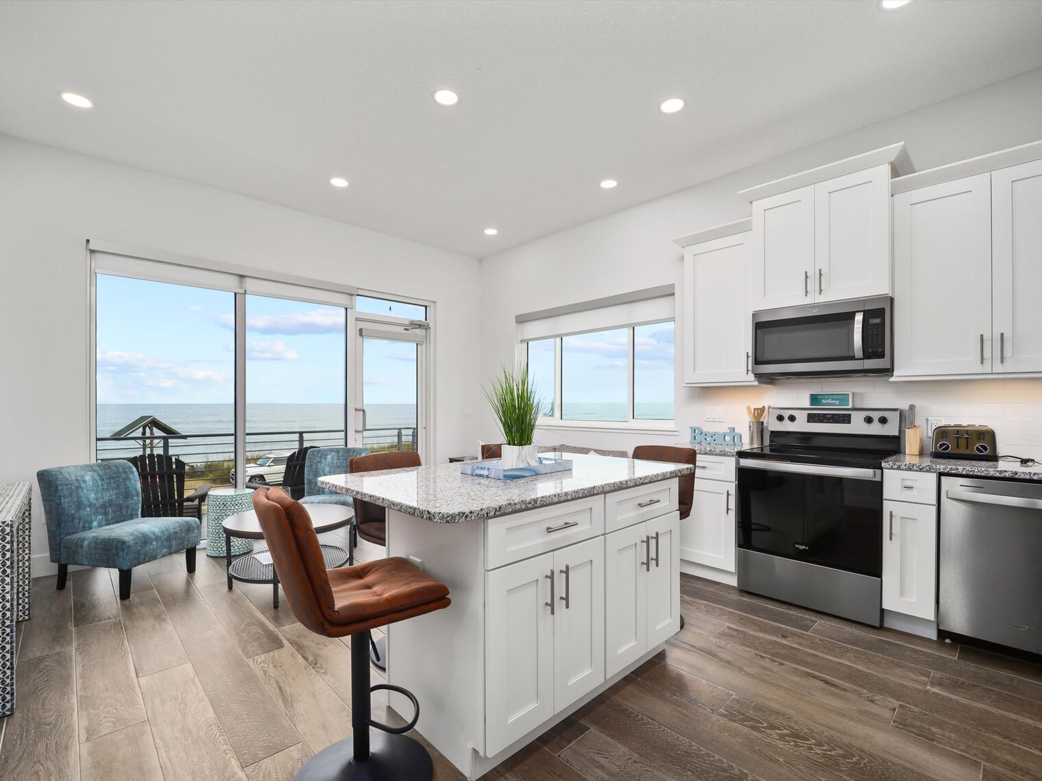 Building Photo - 705 North Oceanshore Boulevard-SI FL2-ID1051619P