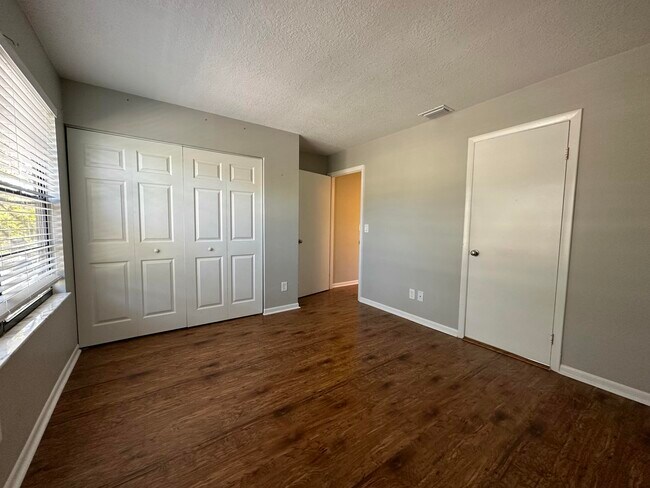 Building Photo - 5145 Breckenridge Pl