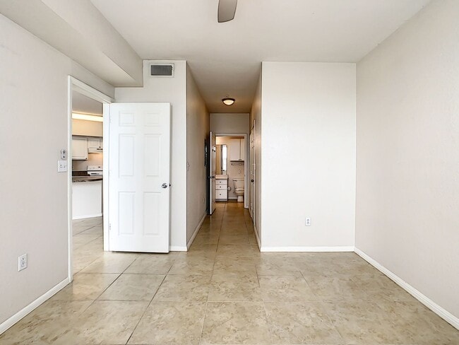 Building Photo - North Quarter of Downtown Orlando, convenient to Ivanhoe District