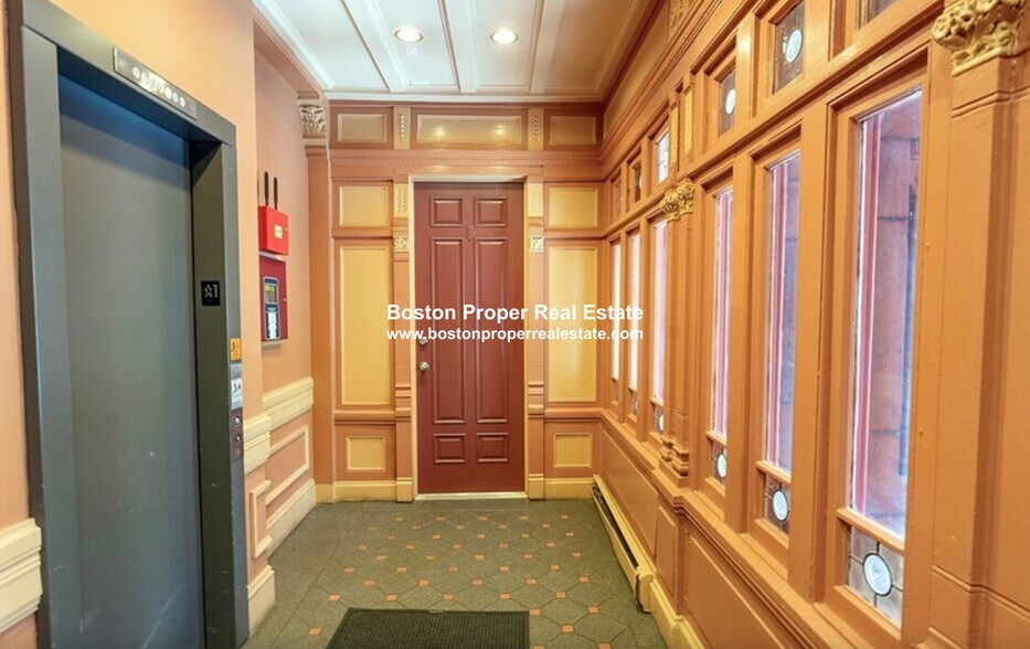 Building Photo - 195 Commonwealth Ave