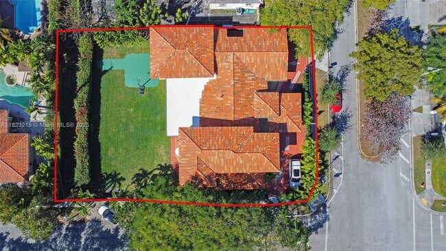 Building Photo - 100 SW 26th Rd