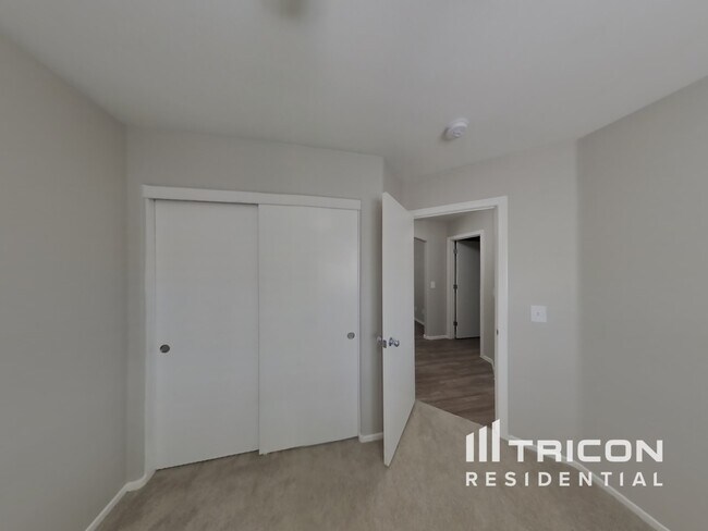 Building Photo - 9164 Obtainable Ct