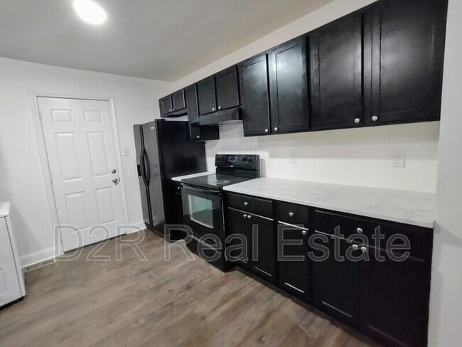 Building Photo - 7909 Southfield Dr