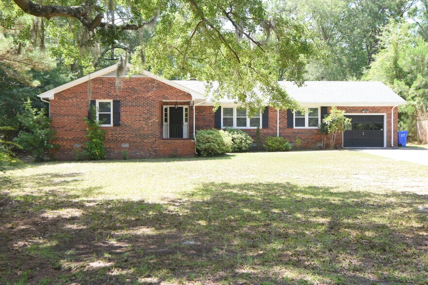 Building Photo - 1502 Parmele Dr