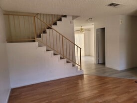 Building Photo - 6750 Del Rey Ave