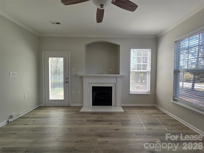 Building Photo - 15437 Coventry Ct Ln