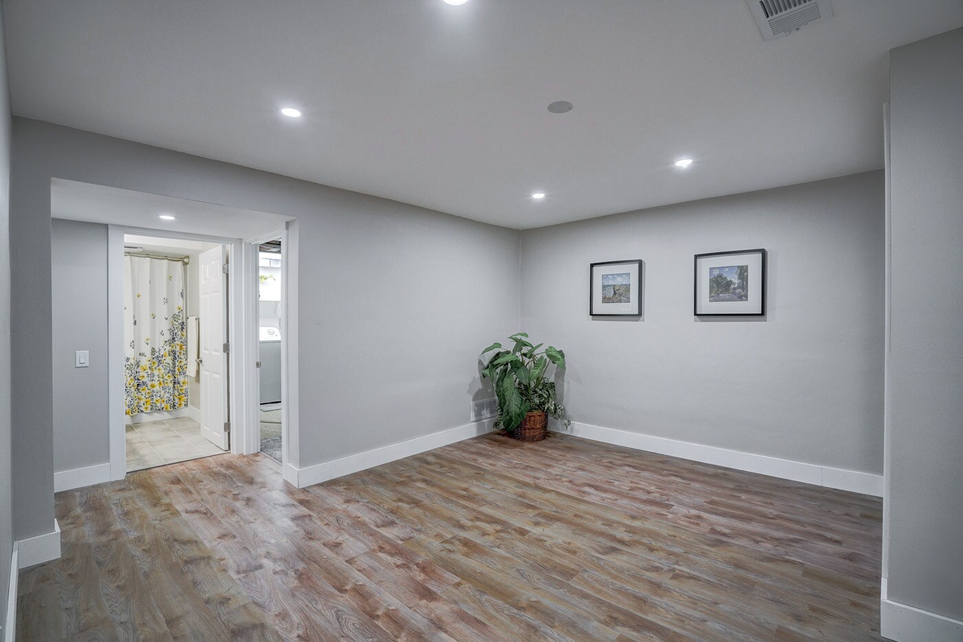 Recreational or Family Room - 4688 Capitol View Rd