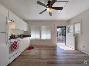 Building Photo - LB1238