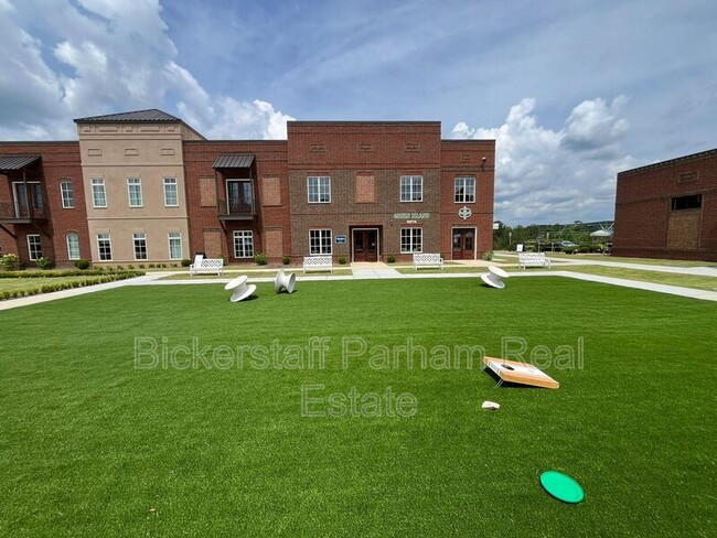 Building Photo - 6801 River Rd