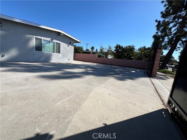 Building Photo - 1517 S Diamond St