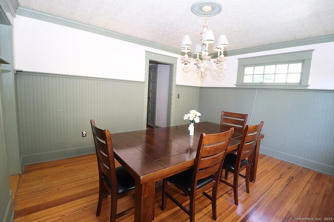 Building Photo - 111 Stearns St