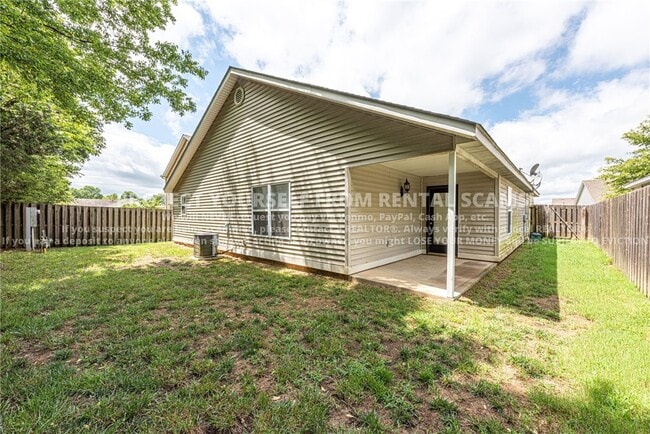 Building Photo - 4312 W Pecan St