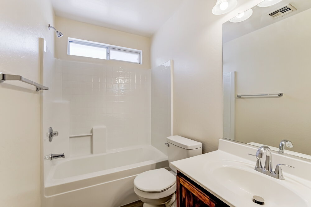 Building Photo - 1105 S 225th Ave