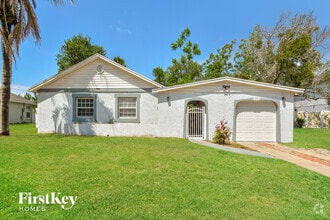 Building Photo - 1520 Tivoli Dr