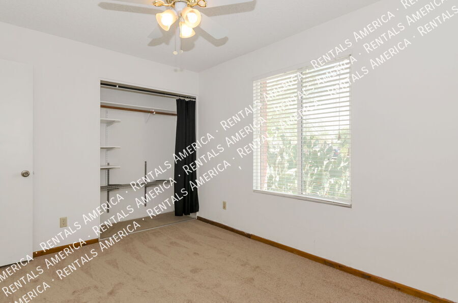 Building Photo - 7868 N Soledad Ave
