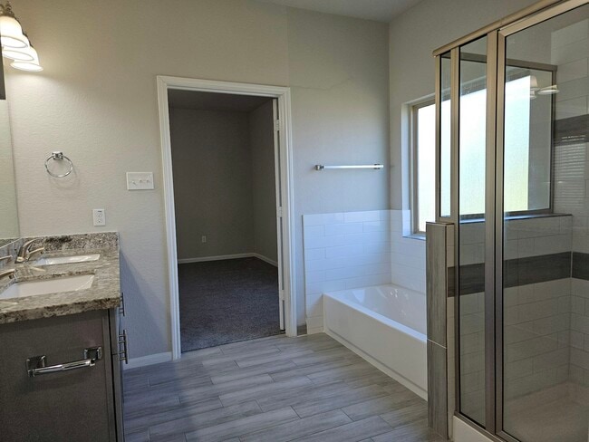 Building Photo - 4801 Wenda St