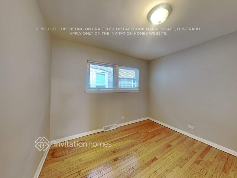 Building Photo - 3800 Euclid Ave