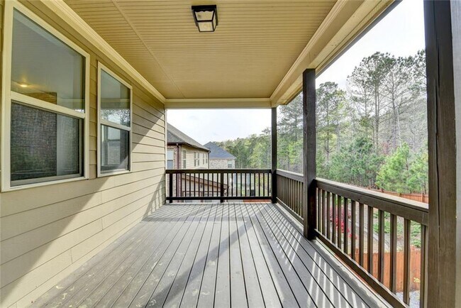 Building Photo - 2540 Maple Ridge Ln