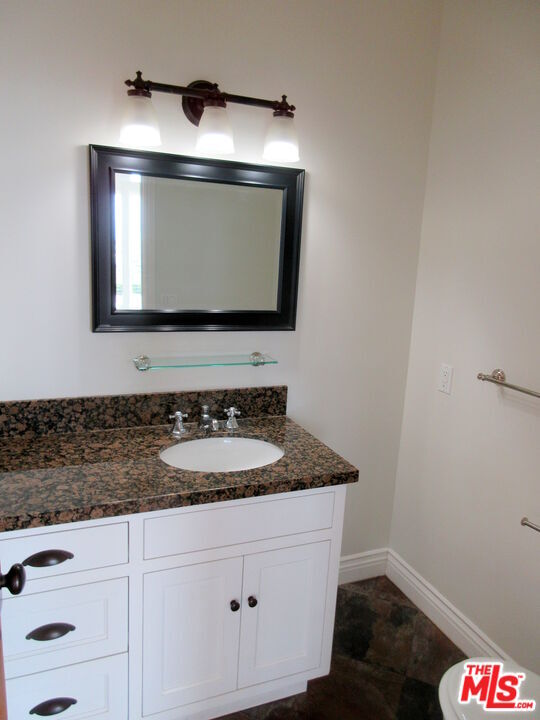 Building Photo - 7012 Birdview Ave