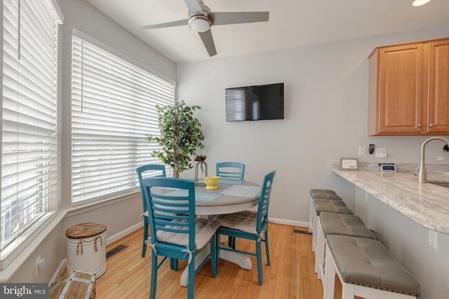 Building Photo - 164 Comay Terrace