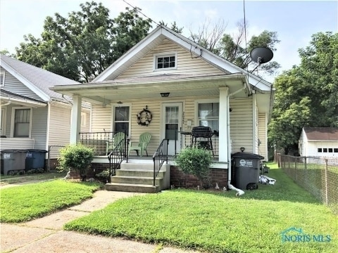 Primary Photo - 2027 Brussels St