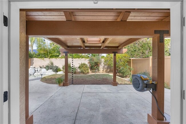 Building Photo - 1225 E Palm Dr