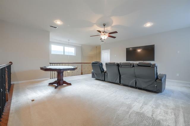 Building Photo - 949 Byron St