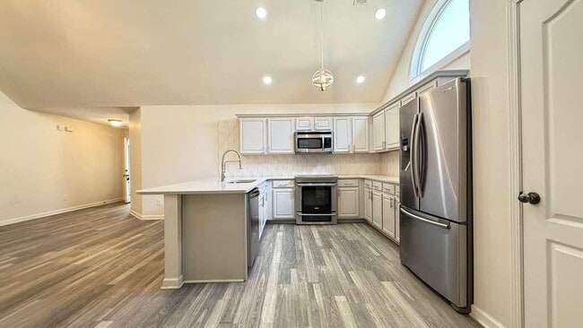 Building Photo - 6423 Grand Hickory Dr