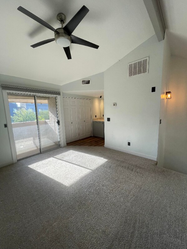 Building Photo - 4240 N Longview Ave