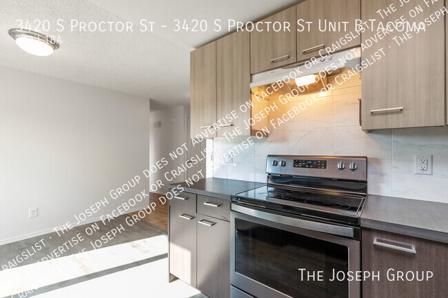 Building Photo - 3420 S Proctor St